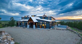 561 Woodland Bluff Trail