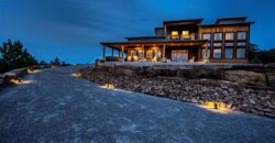 561 Woodland Bluff Trail
